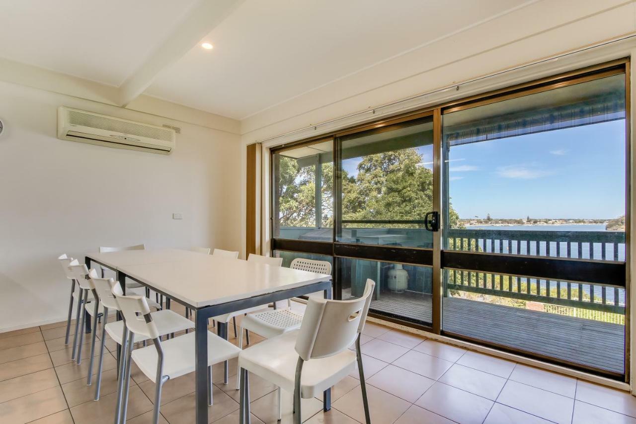 Villa The Point à Lakes Entrance Extérieur photo